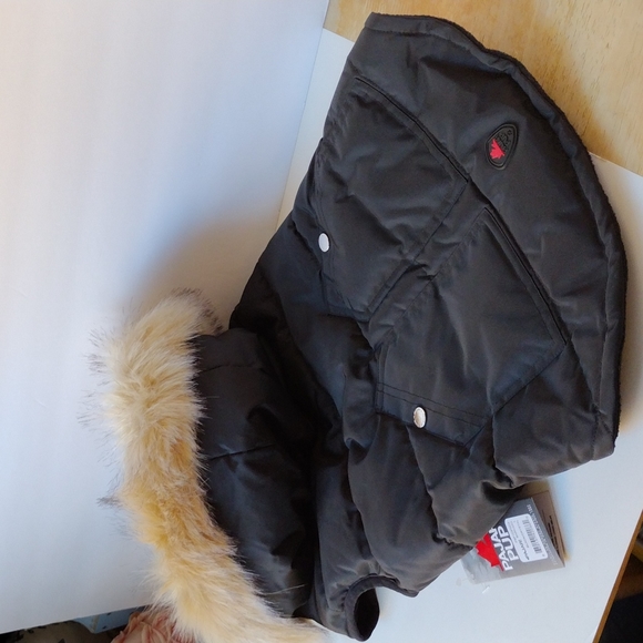 PajarPup Barnard Other - Pajar Pup Barnard dog  puffer coat L.